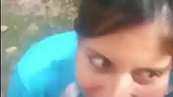Una buena mamada de la novia de mi amigo